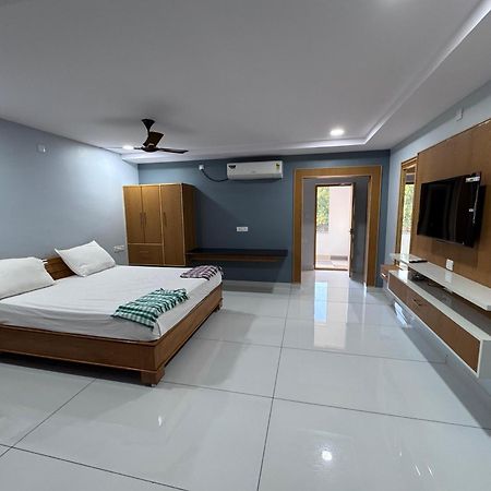 Yanam Resorts Extérieur photo