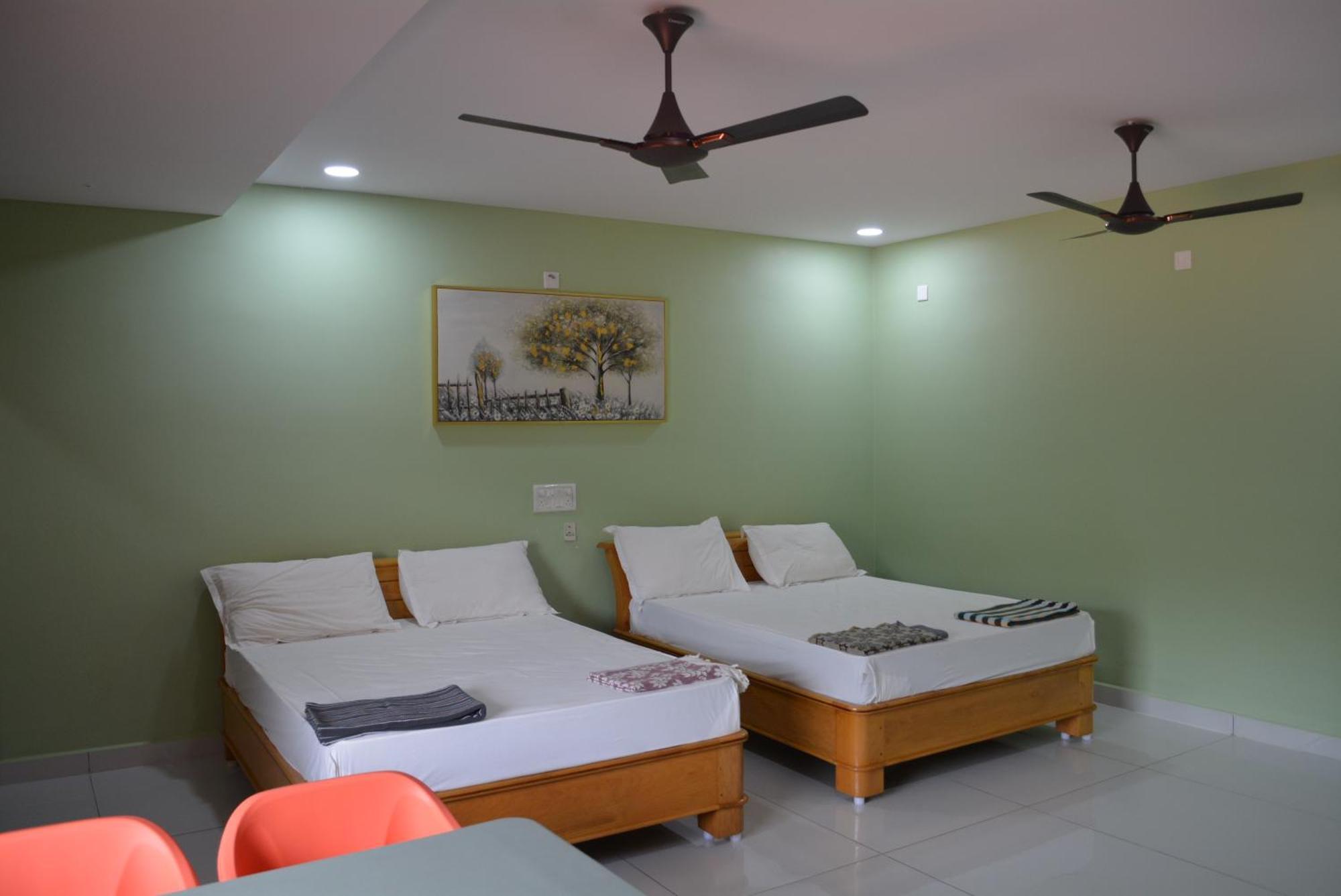 Yanam Resorts Extérieur photo