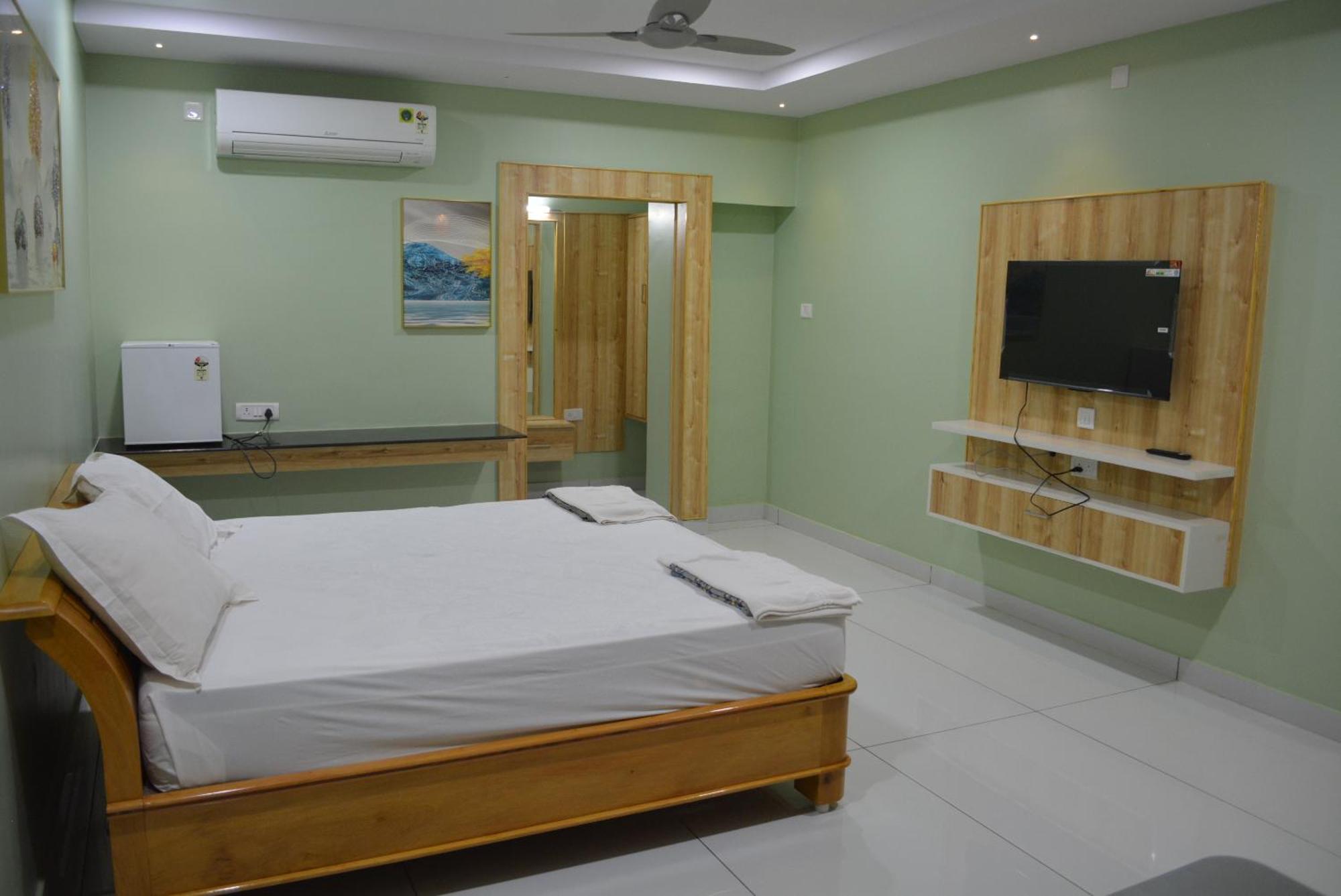 Yanam Resorts Extérieur photo